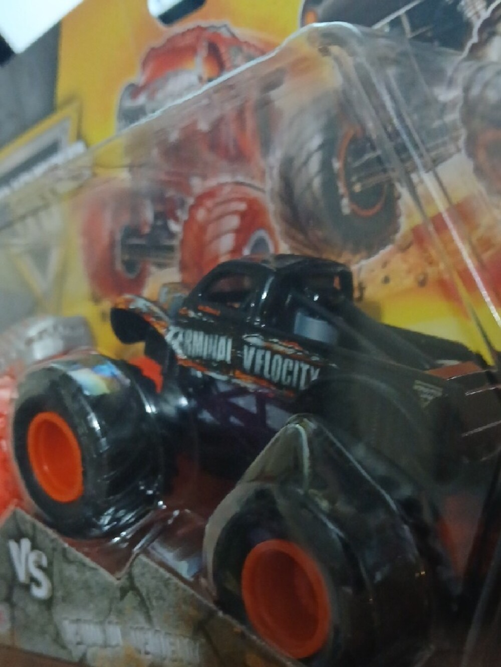 Monster Jam 2-Pack ThunderRoarus & Terminal Velocity Trucks - Red & Black - Picture 5 of 6